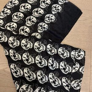 Black and White Skull Scarf